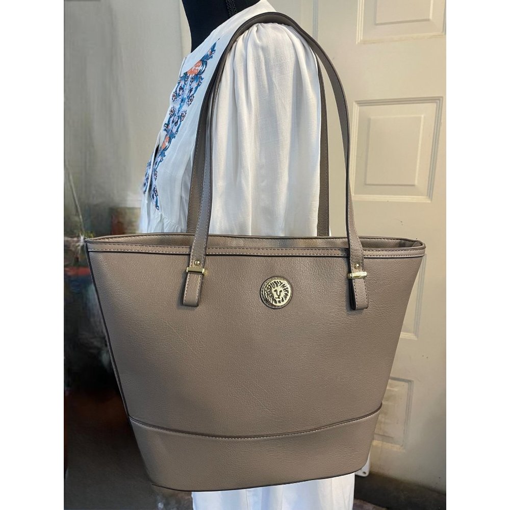 Anne Klein Shoulder Tote Bag PURSE Beige Tan Taupe Bucket